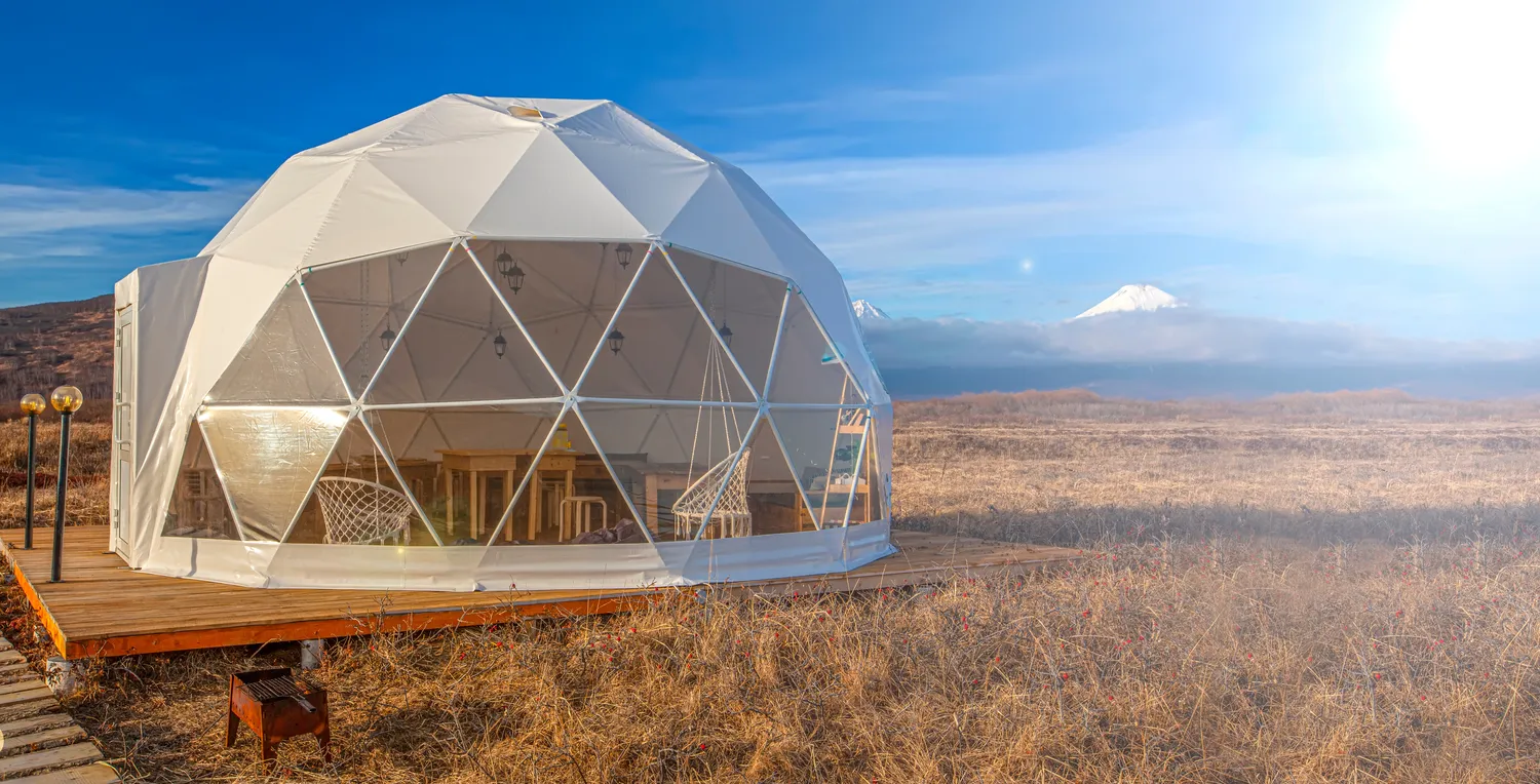 Namioty sferyczne całoroczne