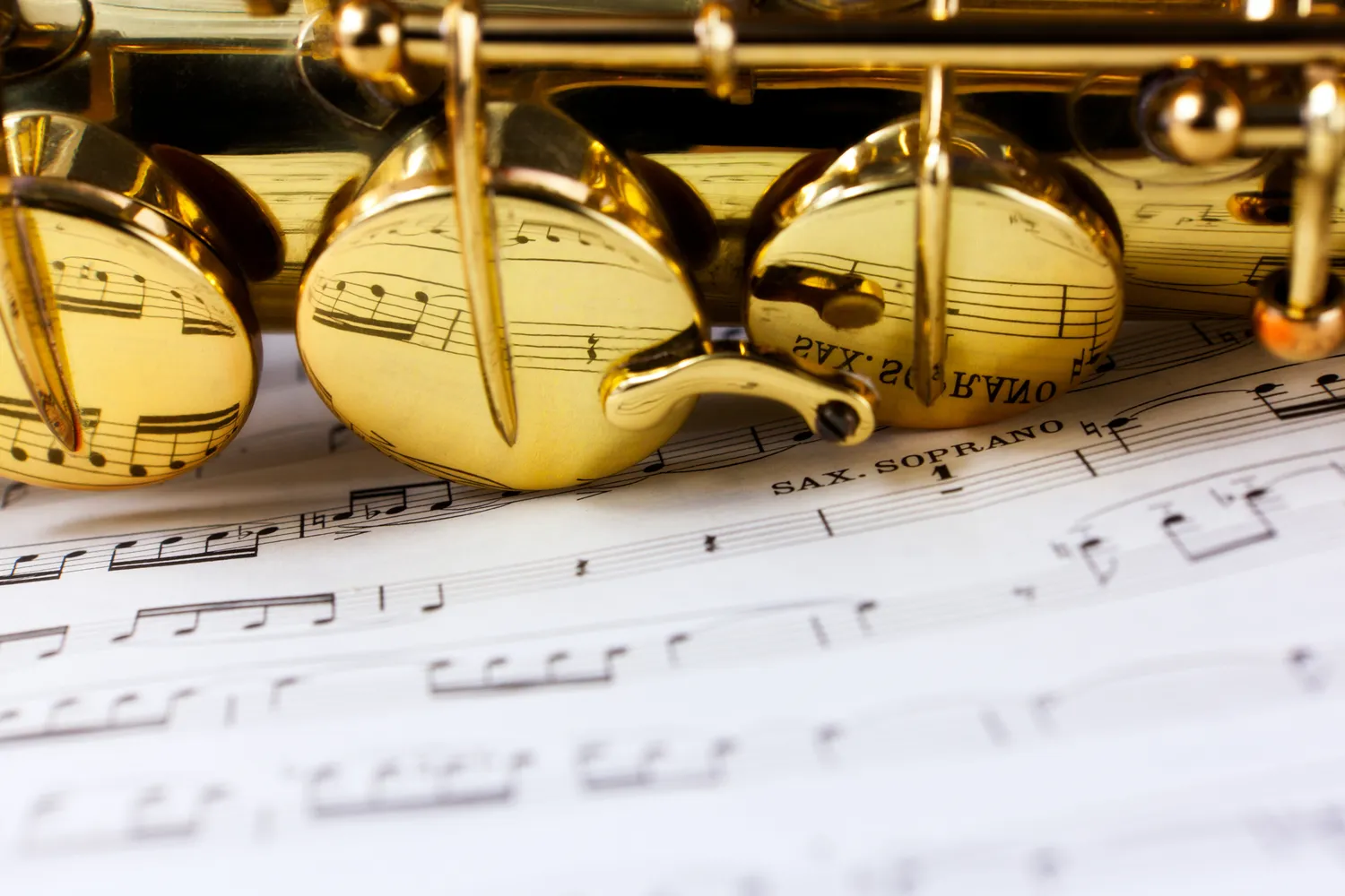 Jak czytać nuty na saksofon altowy?